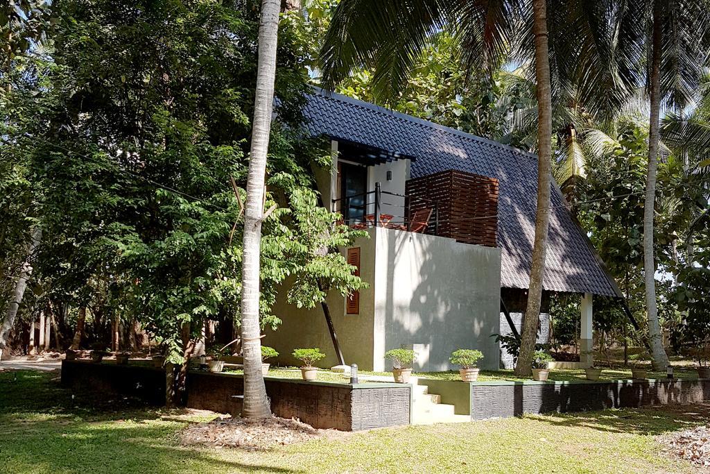 Elegant Hamlets Home Stay Chilaw Bagian luar foto
