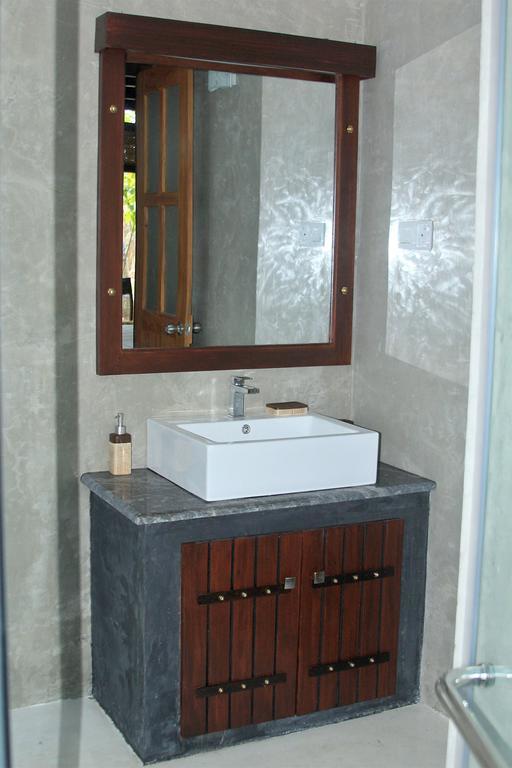Elegant Hamlets Home Stay Chilaw Bagian luar foto